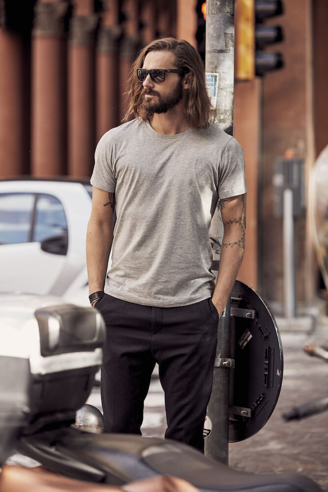 Clique Premium Fashion T-Shirt | Mens Cotton Tee Shirt | Pre-Shrunk | 4 Colours | XS-3XL - Tee Shirt - Logo Free Clothing