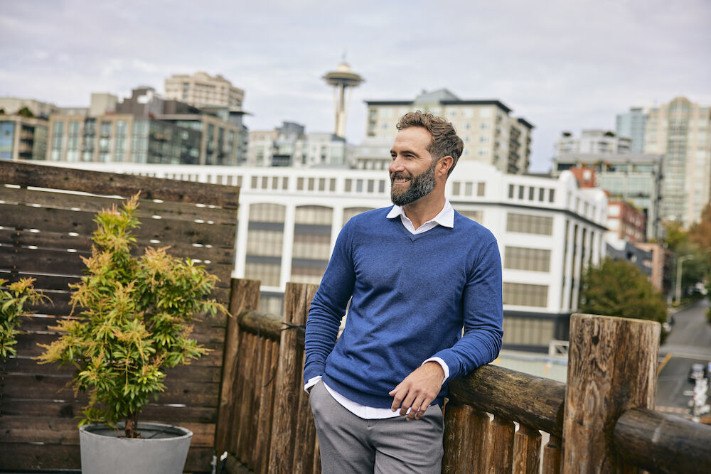 Cutter & Buck Oakville Men's V-Neck Jumper | Soft Cotton-Rich Knitwear | 6 Colours | S-4XL