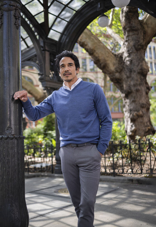 Cutter & Buck Everett Men's V-Neck Jumper | 100% Merino Wool Knitwear | 6 Colours | S-3XL