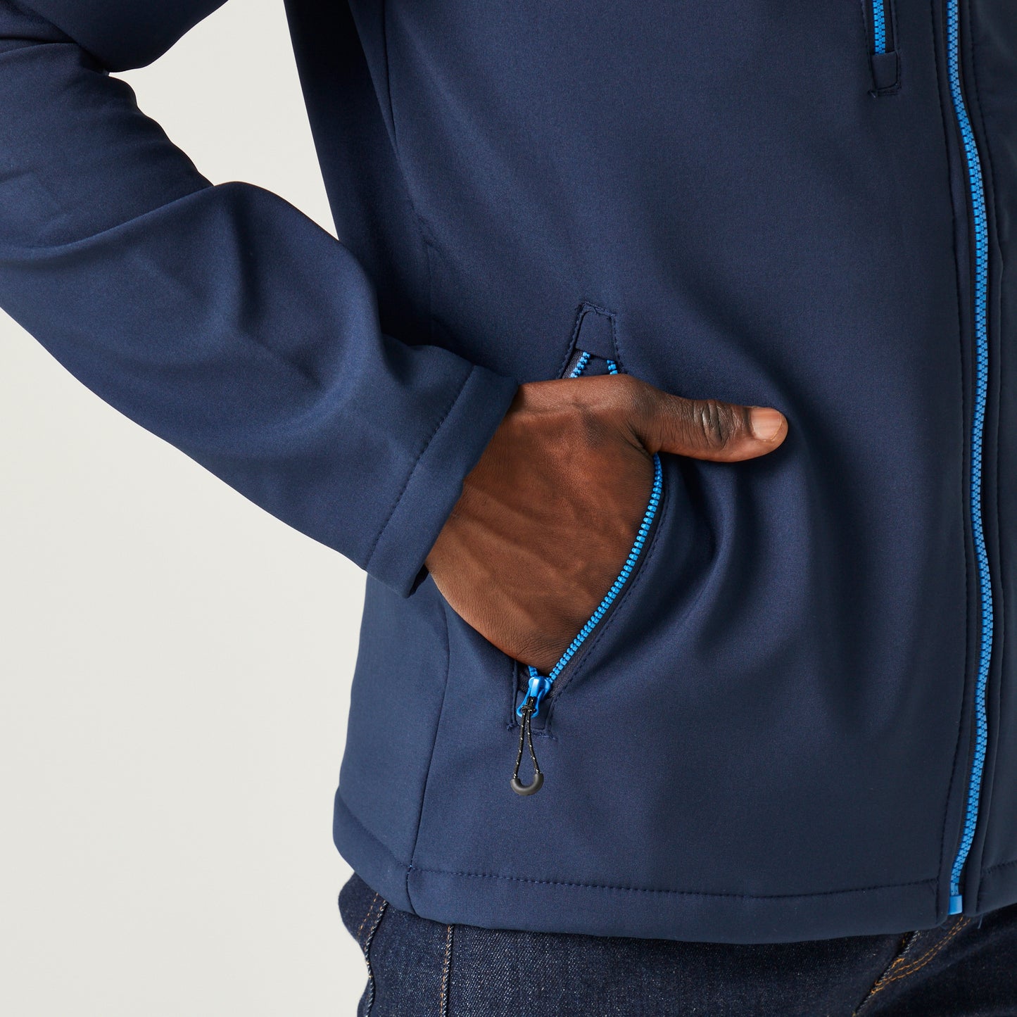 Regatta Navigate Mens 2-Layer Hood Softshell Jacket | Showerproof | 7 Colours | S-3XL - Summer Jacket - Logo Free Clothing