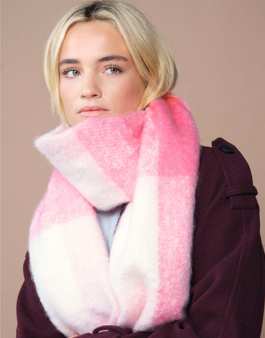 Beechfield | Fluffy Check Scarf | Logo Free Clothing