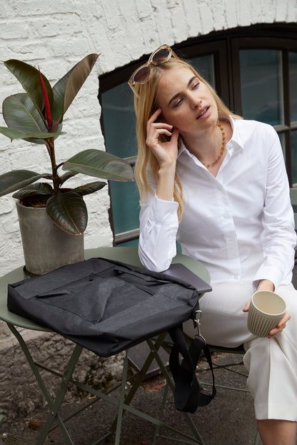 Clique Prestige Briefcase | Messenger Bag | 8 Litre Capacity | Shoulder Strap | Carry Handles | Melange Grey