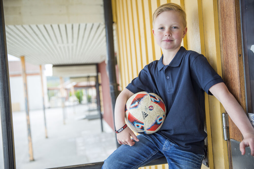 Clique Classic Lincoln Junior Polo Shirt | Short Sleeve Kids Cotton Polo | 3 Colours | Ages 3-14 - Polo Shirt - Logo Free Clothing