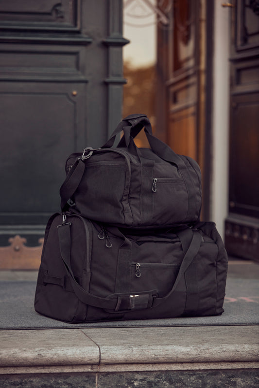 Clique 2.0 Travel Bag Small | Weekend Duffle Bag | 29 Litre Holdall | Shoe Pocket | Black | One Size
