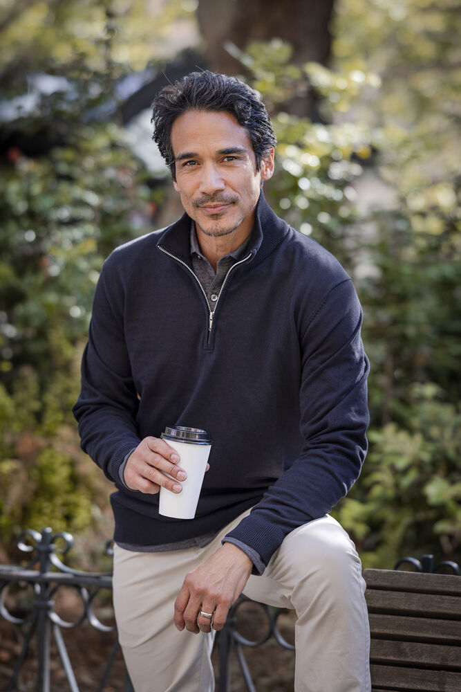 Cutter & Buck | Oakville Half Zip Sweater Men | Logo Free Clothing