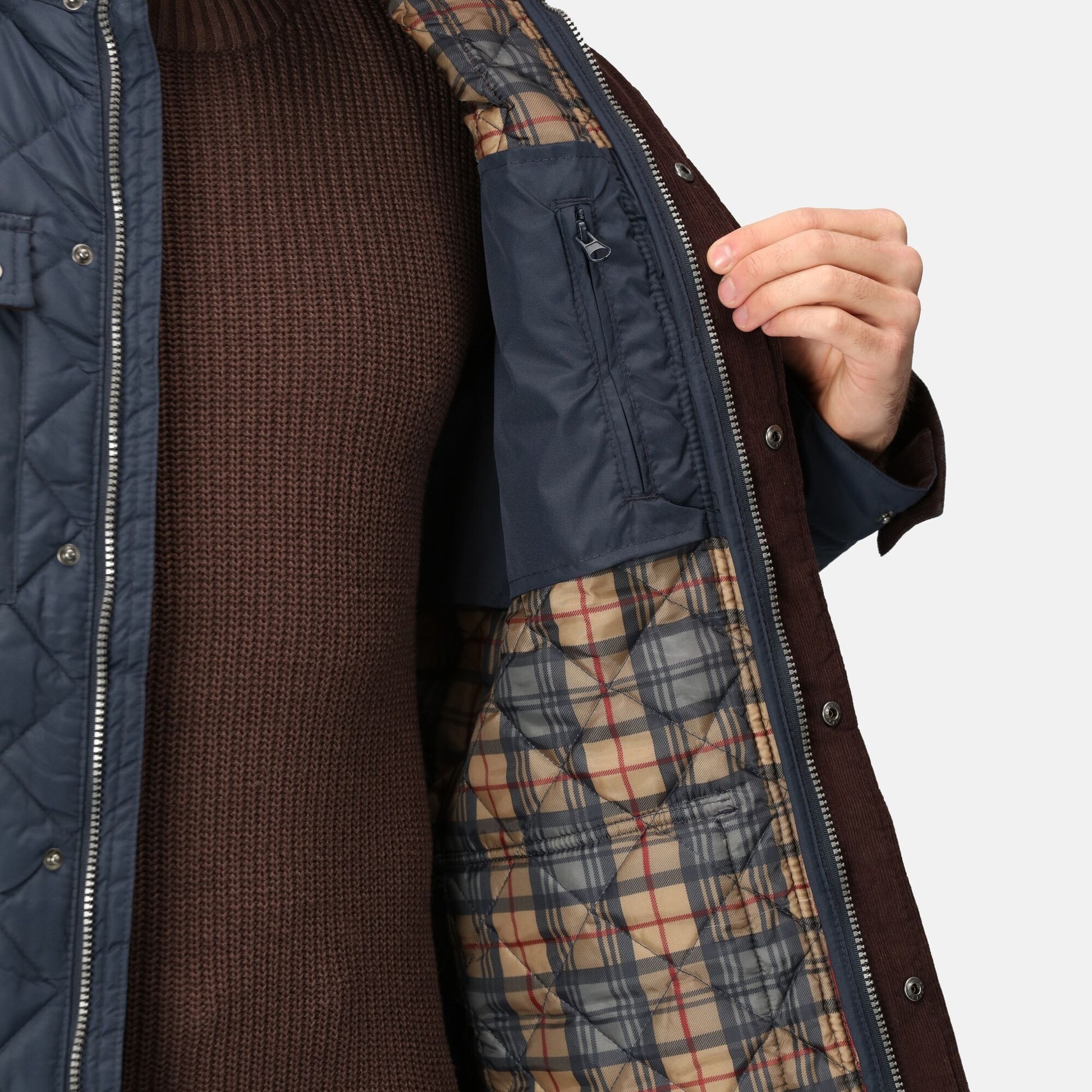 Regatta Padbury Mens Quilted Jacket | Showerproof | Corduroy Panels | 3 Colours | S-3XL - Summer Jacket - Logo Free Clothing