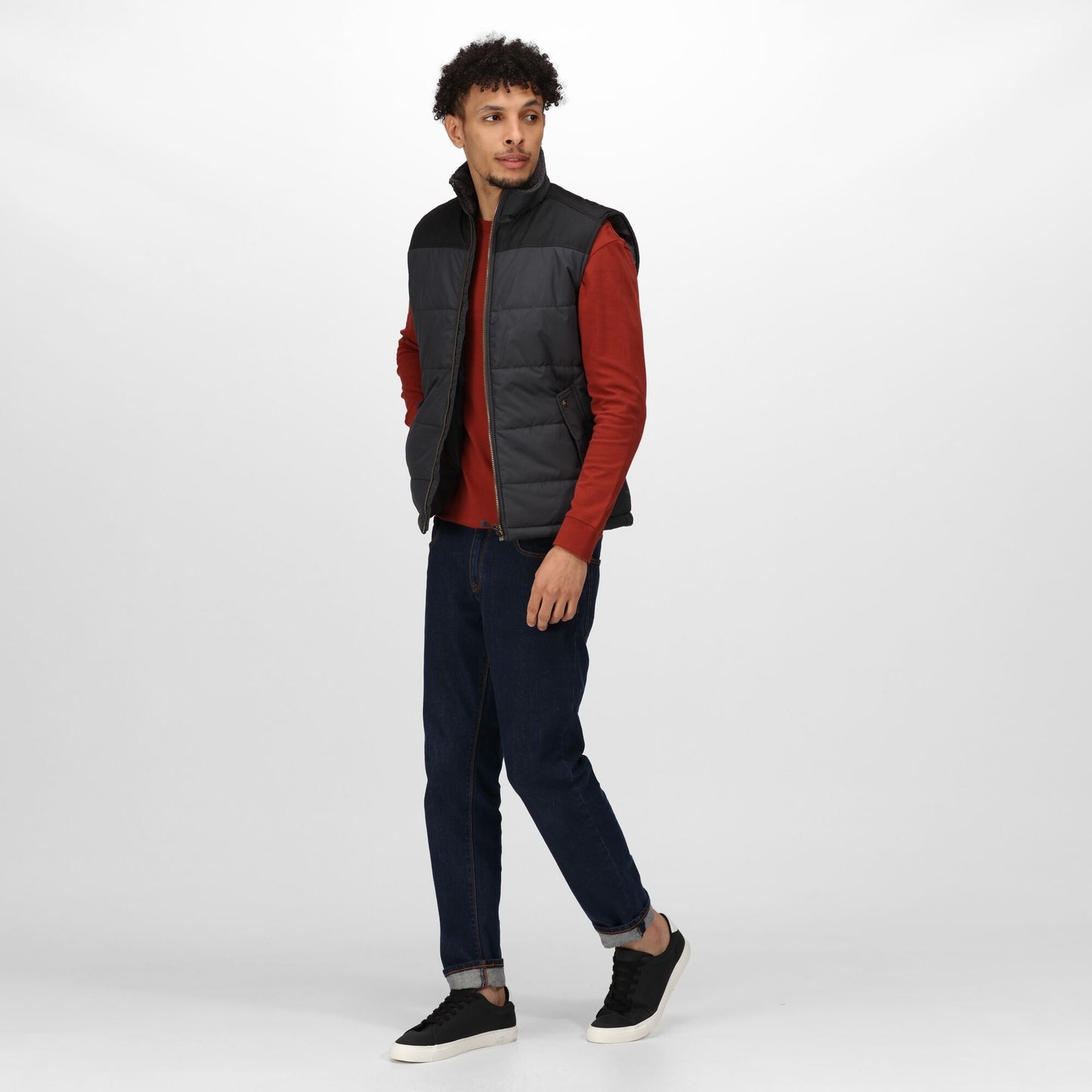 Regatta Altoona Mens Gilet | Padded Body Warmer | Showerproof | 3 Colours | S-3XL - Gilet - Logo Free Clothing