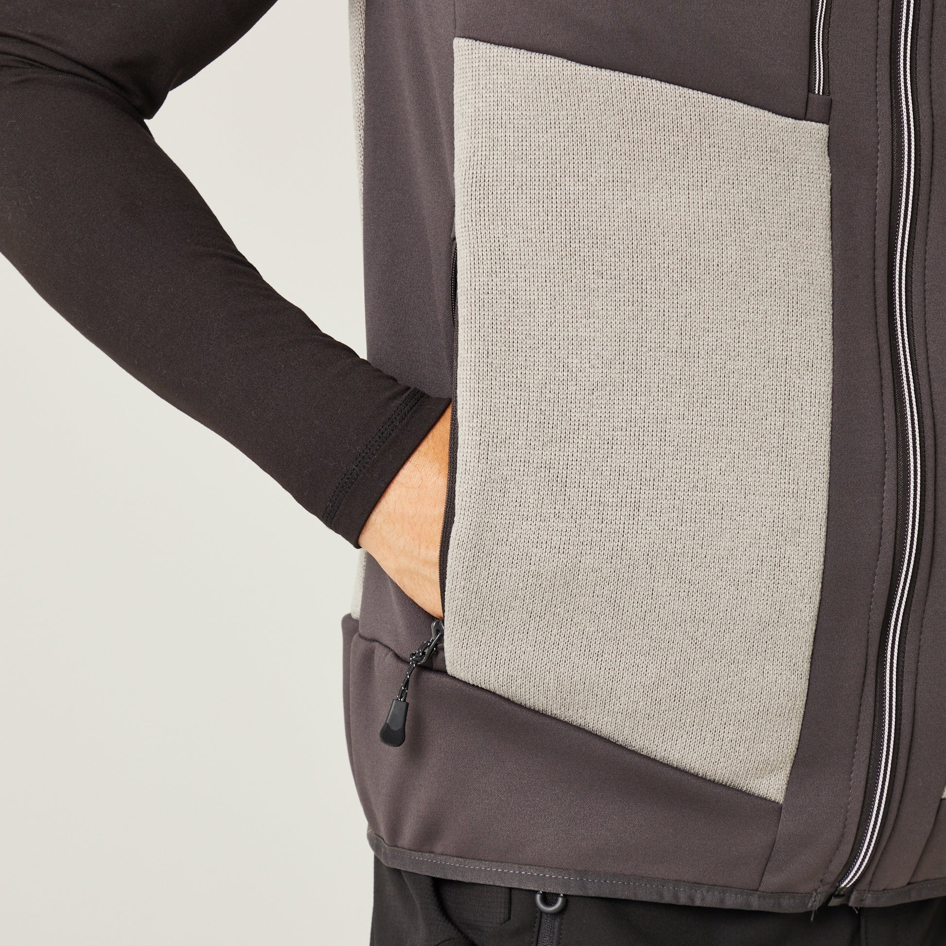 Regatta E-Volve Mens Knit Effect Stretch Gilet | Fleece Body Warmer | 4 Colours | XS-3XL - Gilet - Logo Free Clothing