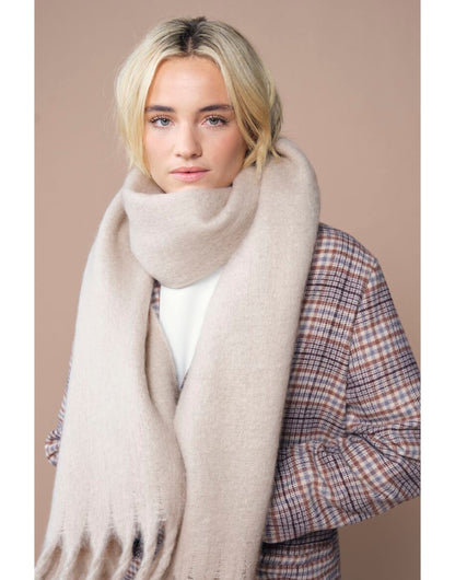 Beechfield | Fluffy Scarf | Logo Free Clothing